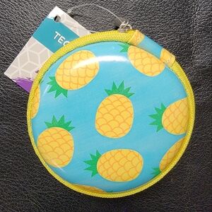 Pineapple Tech Case 🍍